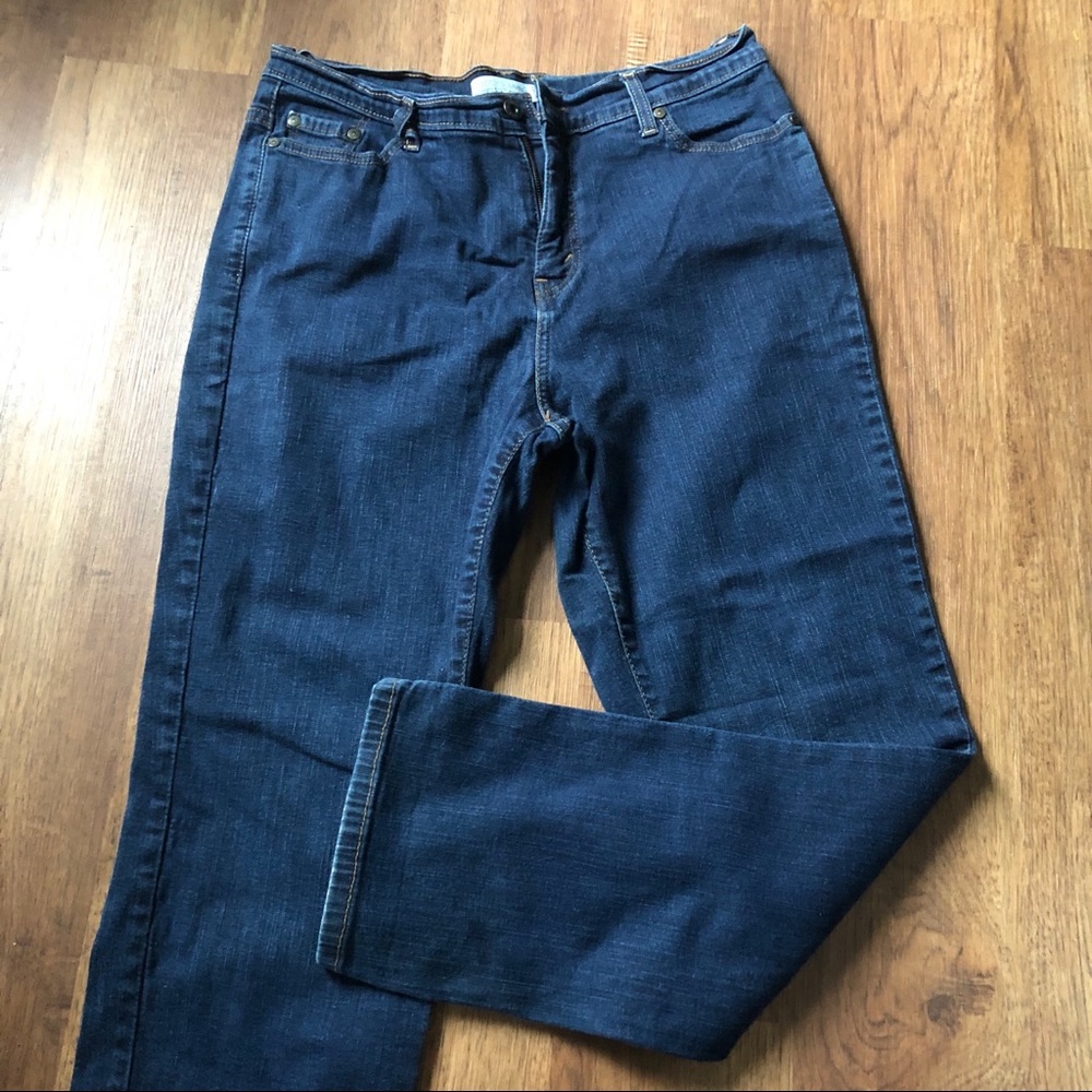 Levi’s 512 Slimming high rise straight ankle jeans size 16